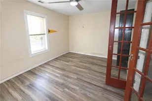 602 W Lake Ave NW, Atlanta, GA 30318 - Photo 16