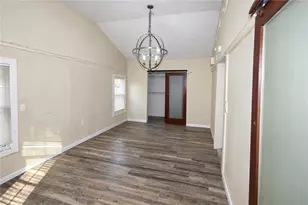 602 W Lake Ave NW, Atlanta, GA 30318 - Photo 18