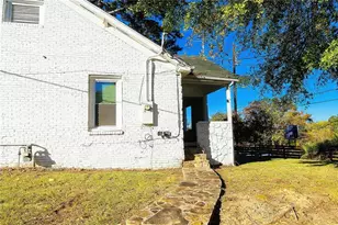 602 W Lake Ave NW, Atlanta, GA 30318 - Photo 6