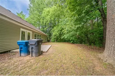 2557 Woodford Lane, Buford, GA 30519 - Photo 30