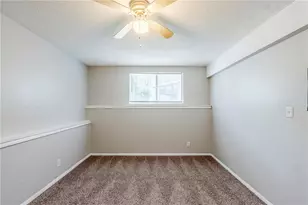 2347 Fairway Cir SW, Atlanta, GA 30331 - Photo 24