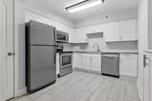 2870 Pharr Ct South NW, Atlanta, GA 30305 - Photo 16