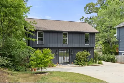 2824 Tupelo Street SE, Atlanta, GA 30317 - Photo 2