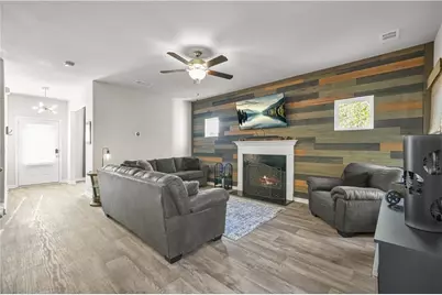 139 Meadow Lake Drive, Commerce, GA 30530 - Photo 4