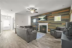 139 Meadow Lake Dr, Commerce, GA 30530 - Photo 4