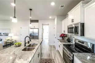 216 Laney Dr, Carrollton, GA 30117 - Photo 4