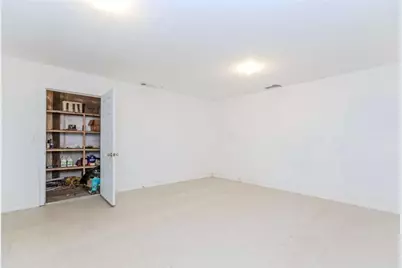 621 Loganville Highway, Winder, GA 30680 - Photo 18