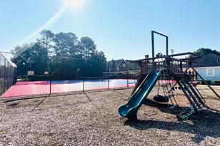 4063 Sweetwater Pkwy, Ellenwood, GA 30294 - Photo 4