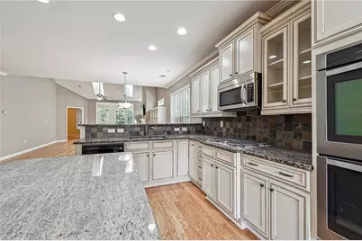 6722 Blue Heron Way, Flowery Branch, GA 30542 - Photo 10