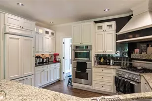 3850 Glenhurst Dr SE, Smyrna, GA 30080 - Photo 12
