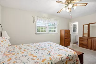 562 Gregg Dr SW, Lilburn, GA 30047 - Photo 10