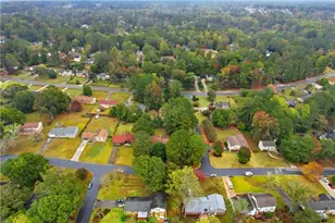 562 Gregg Dr SW, Lilburn, GA 30047 - Photo 26