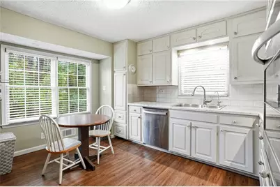 562 Gregg Drive SW, Lilburn, GA 30047 - Photo 6