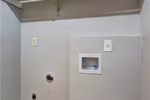 5026 Brittany Dr, Stone Mountain, GA 30083 - Photo 22