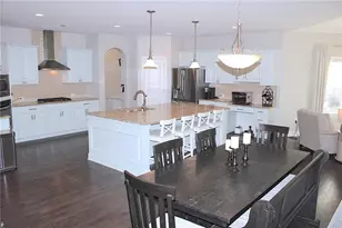 6570 Canyon Cove, Cumming, GA 30028 - Photo 10