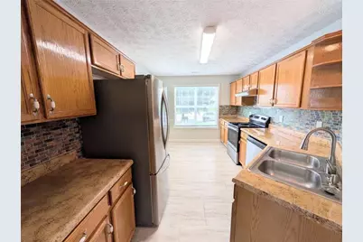 2284 Bear Mountain Drive, Conyers, GA 30013 - Photo 8