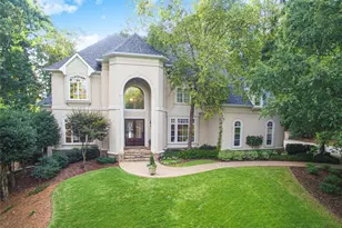 520 Chestnut Rose Ln, Sandy Springs, GA 30327 - Photo 2