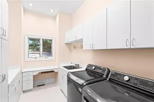 520 Chestnut Rose Ln, Sandy Springs, GA 30327 - Photo 62