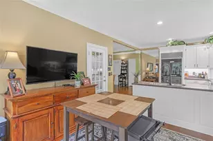 1910 Stockton Walk Ln, Snellville, GA 30078 - Photo 10