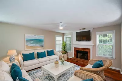 1045 Winthrope Chase Drive, Alpharetta, GA 30009 - Photo 10