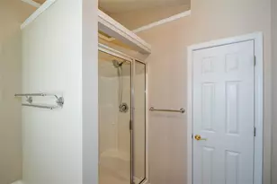 1045 Winthrope Chase Dr, Alpharetta, GA 30009 - Photo 32