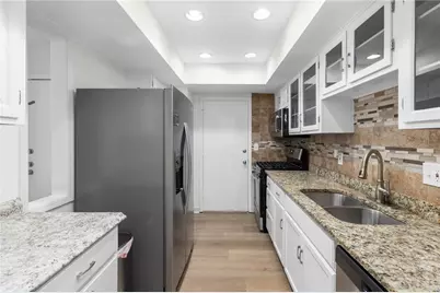 6851 Roswell Road #L1, Atlanta, GA 30328 - Photo 10
