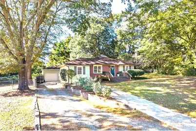 2654 Estelle Court SE, Smyrna, GA 30082 - Photo 2