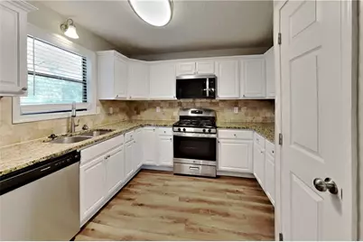 6015 Sumit Court NW, Kennesaw, GA 30152 - Photo 8