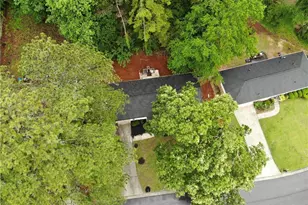 4396 Greenleaf Circle, Atlanta, GA 30331 - Photo 18