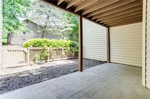 605 Garden Ct, Atlanta, GA 30328 - Photo 26