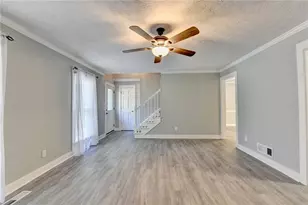 1750 Shady Creek Ln, Lawrenceville, GA 30043 - Photo 8