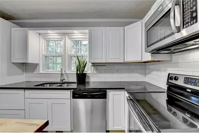 1750 Shady Creek Lane, Lawrenceville, GA 30043 - Photo 14