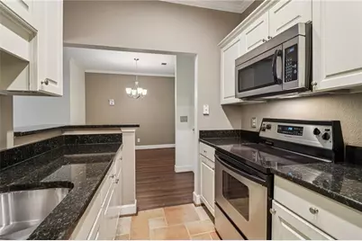 3071 Lenox Road NE #8, Atlanta, GA 30324 - Photo 16