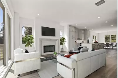 3667 Peachtree Road NE #19, Atlanta, GA 30319 - Photo 6