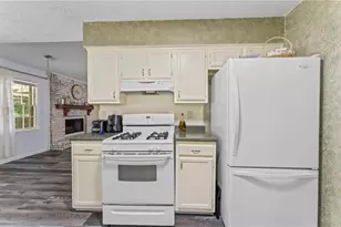 1738 Sherry Ln, Jonesboro, GA 30236 - Photo 14