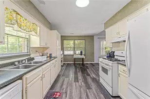 1738 Sherry Ln, Jonesboro, GA 30236 - Photo 12