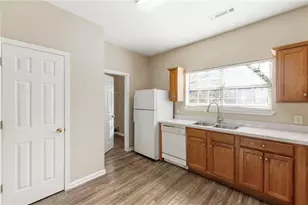 6750 Sunset Hills Blvd, Rex, GA 30273 - Photo 14