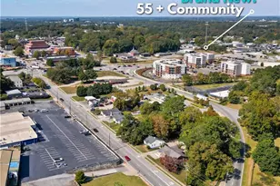 31 E Crogan St, Lawrenceville, GA 30046 - Photo 8