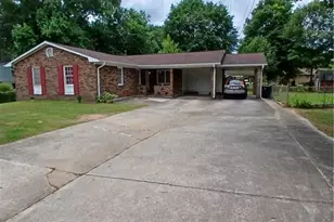 242 Lake Jodeco Rd, Jonesboro, GA 30236 - Photo 2