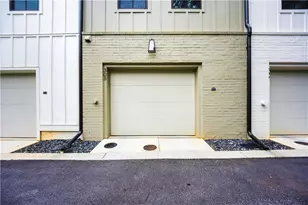 305 Dilbeck Circle NE, Atlanta, GA 30342 - Photo 32