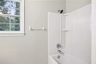 1978 Winding Creek Ln SW, Marietta, GA 30064 - Photo 16