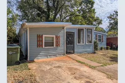 1672 Thornton Place SW, Atlanta, GA 30315 - Photo 2