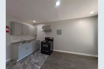 1672 Thornton Place SW, Atlanta, GA 30315 - Photo 6