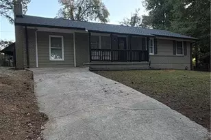 657 Utoy Ct, Jonesboro, GA 30238 - Photo 2