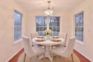 154 Leighs Grove Ct, Grayson, GA 30017 - Photo 4