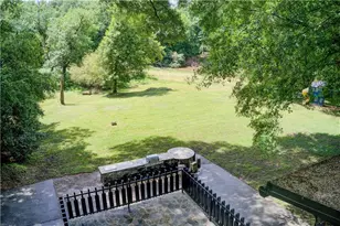 1676 Moores Mill Rd NW, Atlanta, GA 30327 - Photo 34