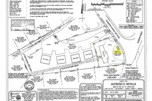 521 Adamson Ave, Carrollton, GA 30117 - Photo 2