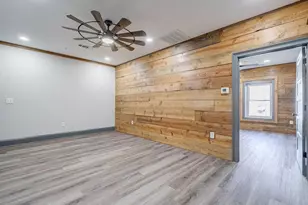 34 Depot St, Hartwell, GA 30643 - Photo 8