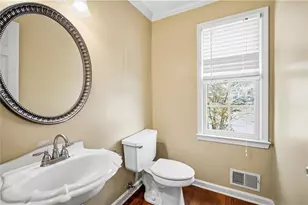 2265 Wildwood Lake Dr, Suwanee, GA 30024 - Photo 16