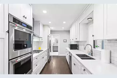 1257 Briar Hills Drive NE, Atlanta, GA 30306 - Photo 2